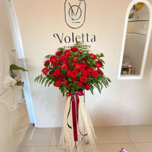 Fresh Flowers Red