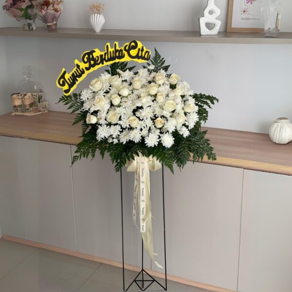 Fresh Flowers White With Greeting Card