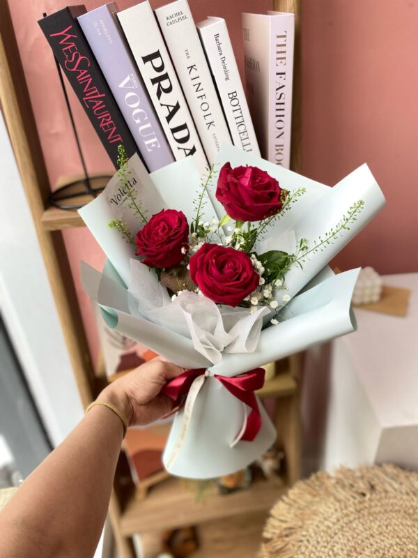 3 Roses