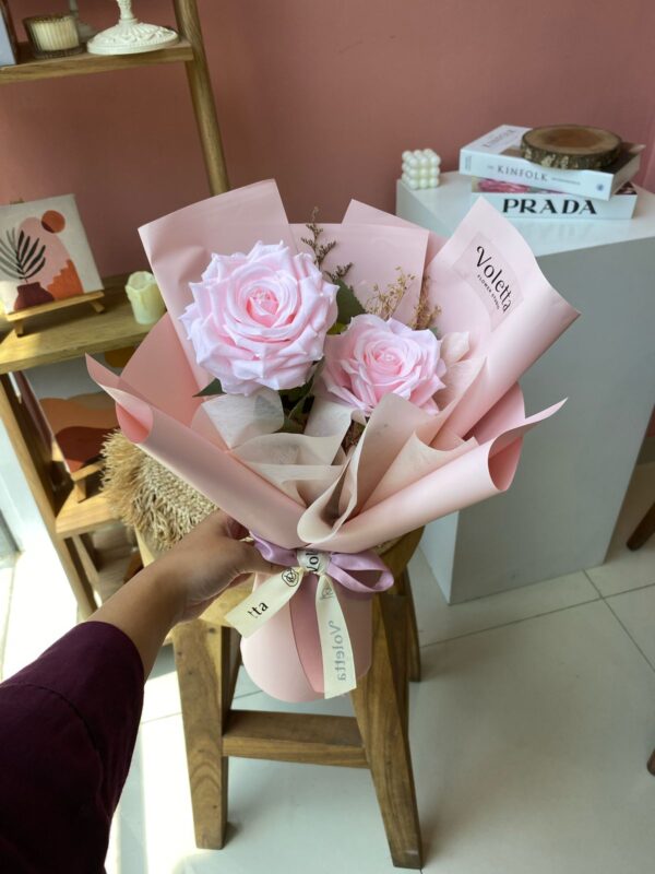 2 Roses Artificial