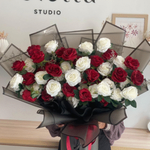 Scarlett All Roses (Large)