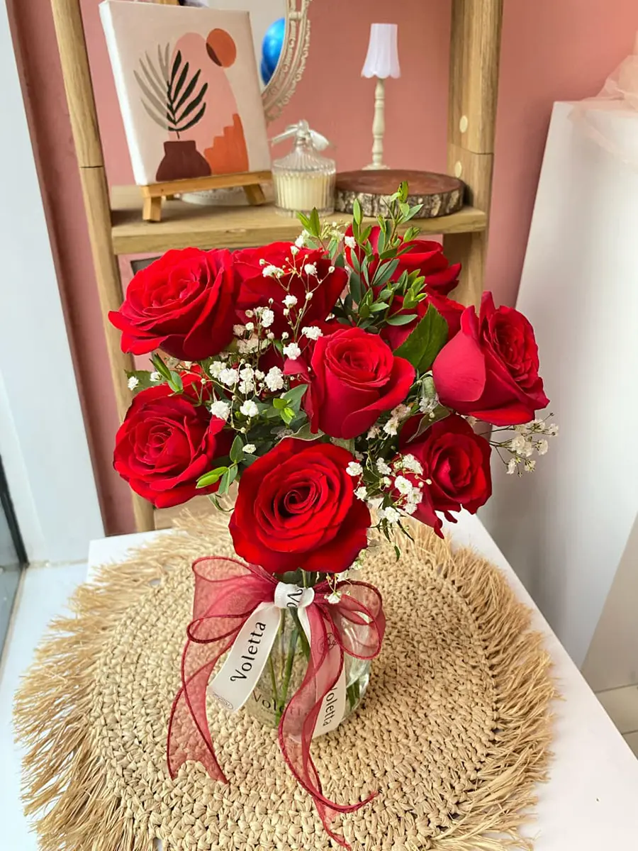 All Roses Vase 2 Sisi